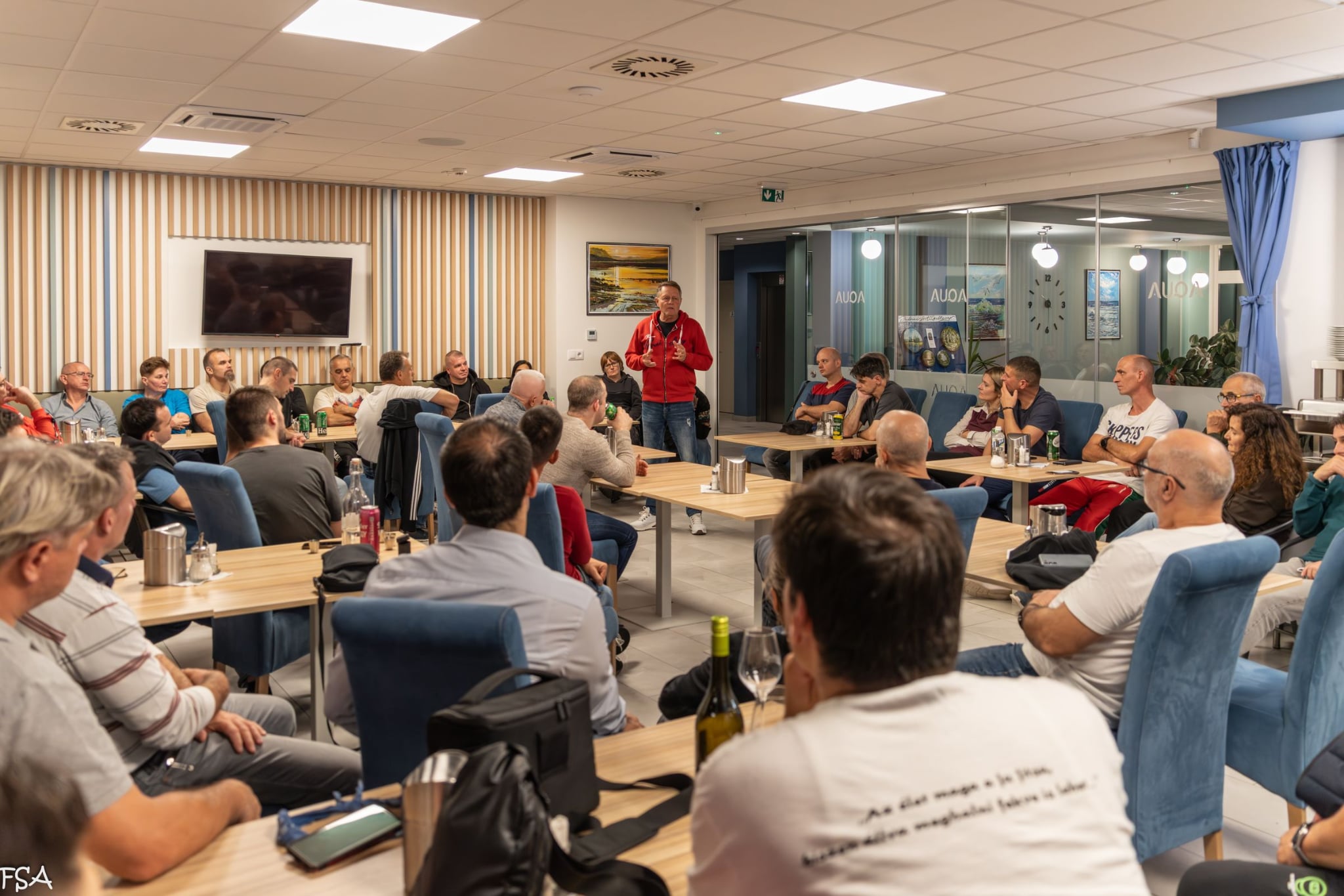 82d95223 ff35 4a0c 887e d4328daa3b48