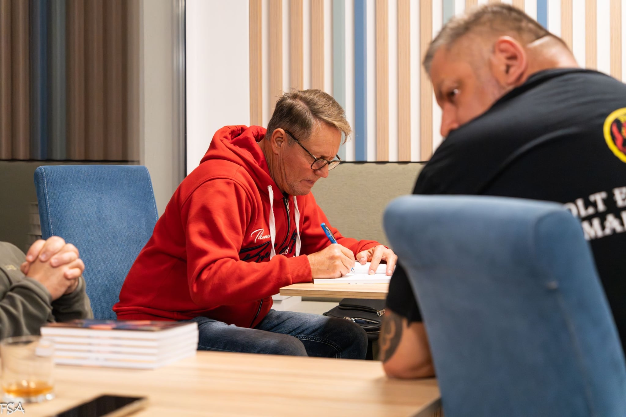 fb038d13 e02a 46d4 8a13 25e28951fad9