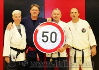 Meglepet&eacute;s edz&eacute;st szerveztek sensei Kubinyi B&eacute;la tan&iacute;tv&aacute;nyai 50. sz&uuml;let&eacute;snapja alkalm&aacute;b&oacute;l